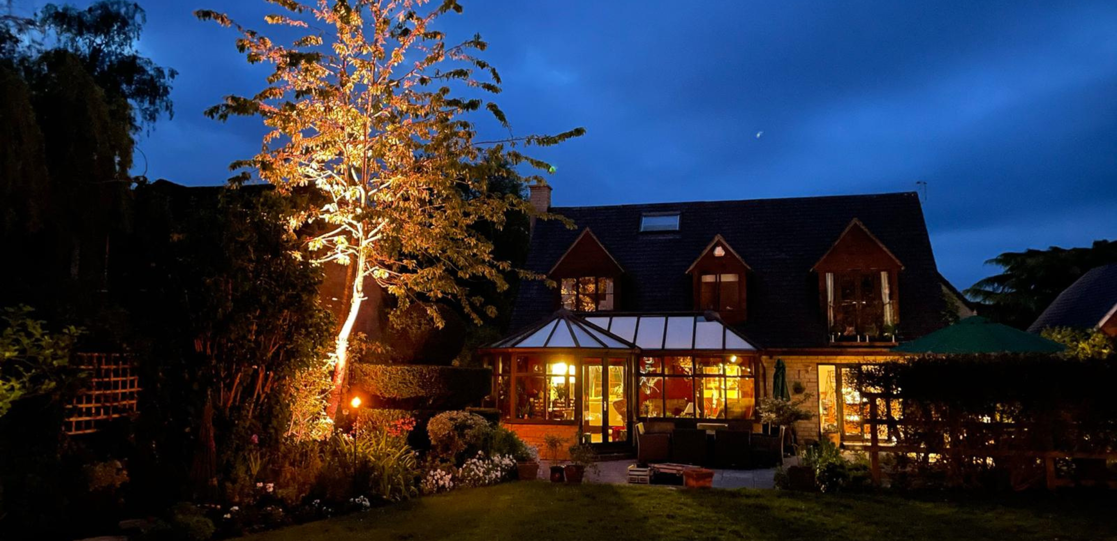 How to get the most out of your garden lighting